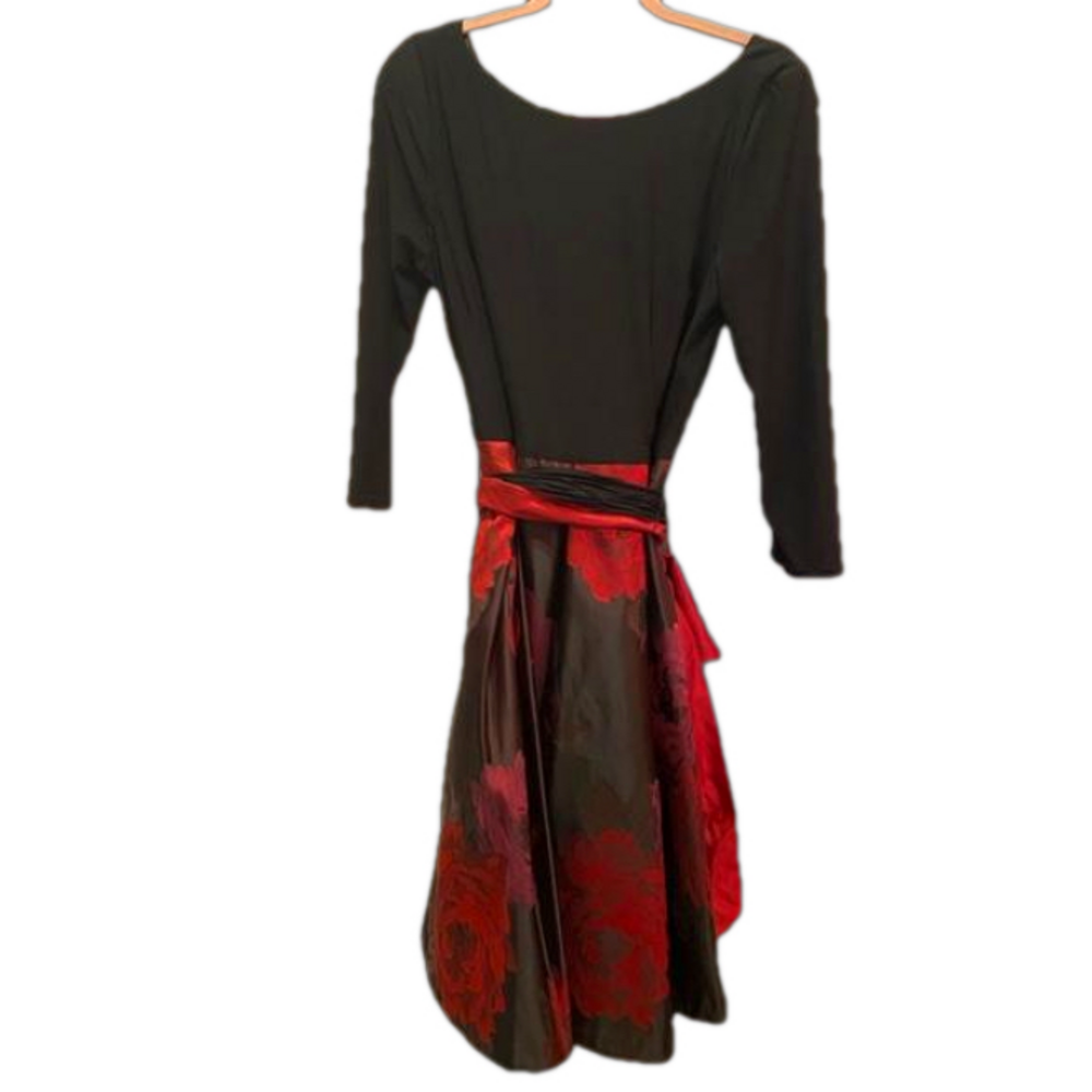 Eliza J dress black with red flowered flare out bottom size 8 A-line dresss
